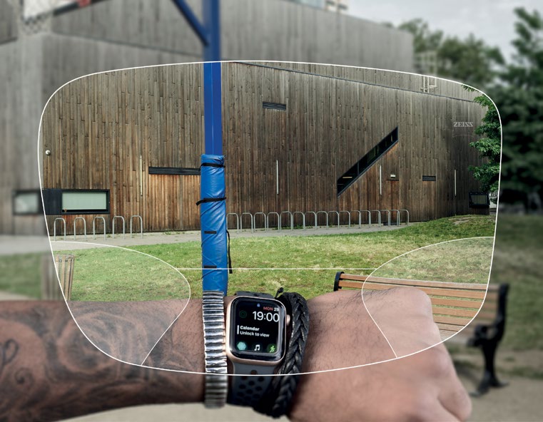 Page 1 object 70 X - Zeiss Lenses